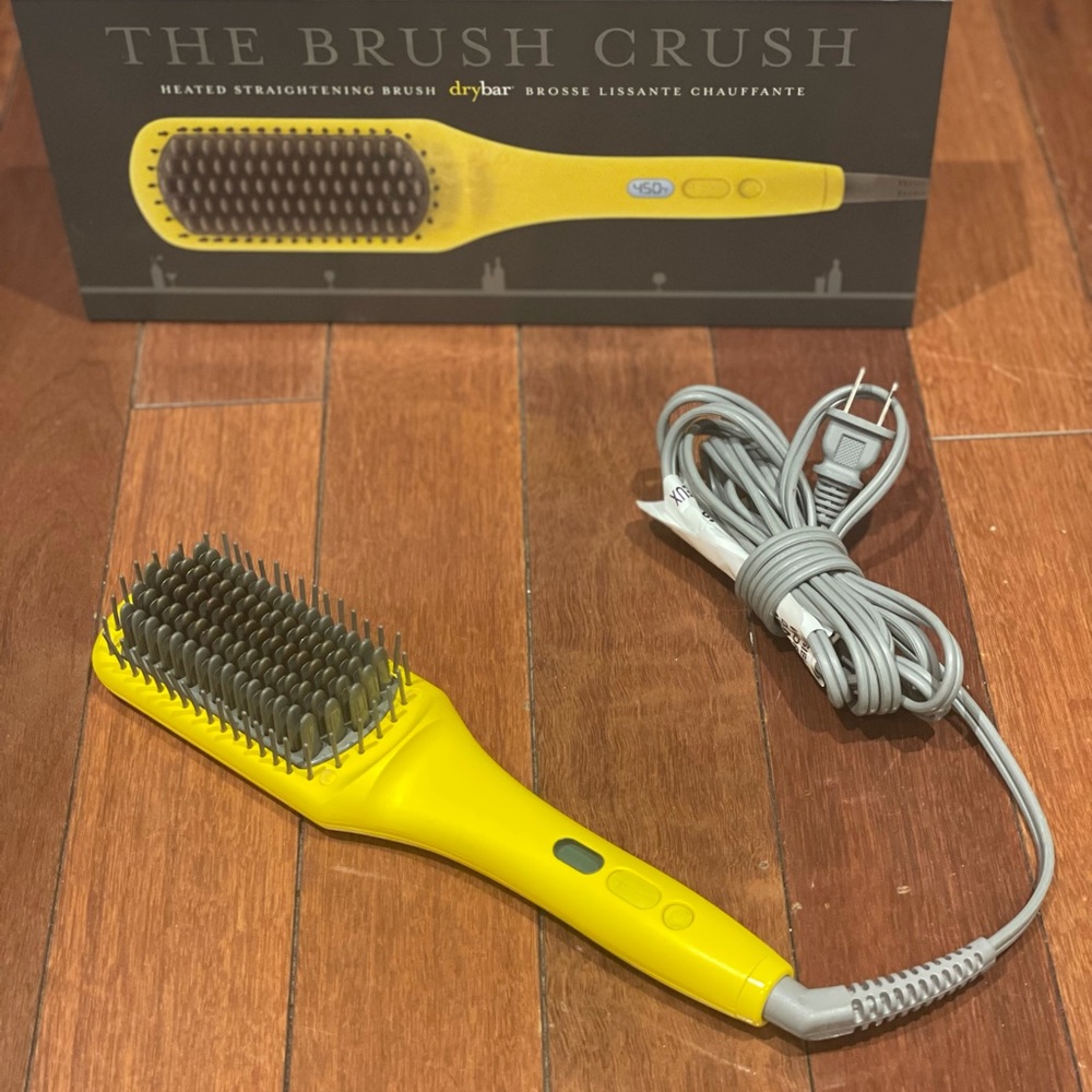 Drybar heated straightening brush